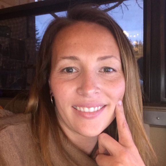 Meet your Posher, Jen - Picture 1 of 1